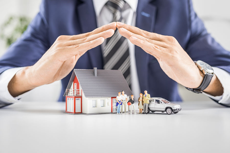 Market globalization, open competition, financial-economic crisis, and digital transformation: a new landscape for operators in the Financial Services Industry